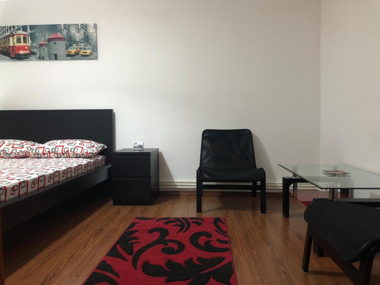 Alina Studio Apartment Galaţi Exterior foto